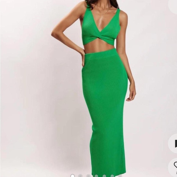 Meshki Green Two Piece Skirt Set NWT - Picture 1 of 3